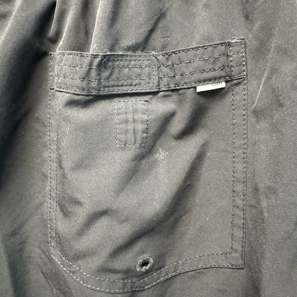 VUORI Men’s Lined shorts Black. Drawstring waist. - Picture 5 of 8